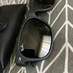 Ray-Ban New Wayfarer Sunglasses 55mm 18mm